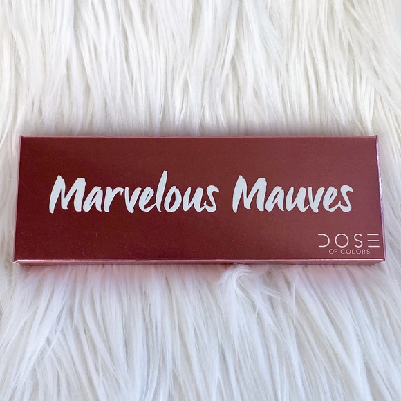 NIB Marvelous Mauves Eyeshadow Palette - Picture 5 of 8